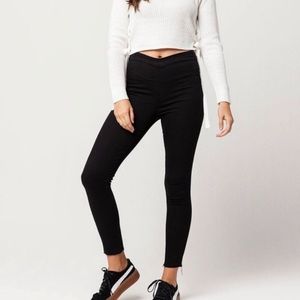 Free People Black Easy Goes It Jegging